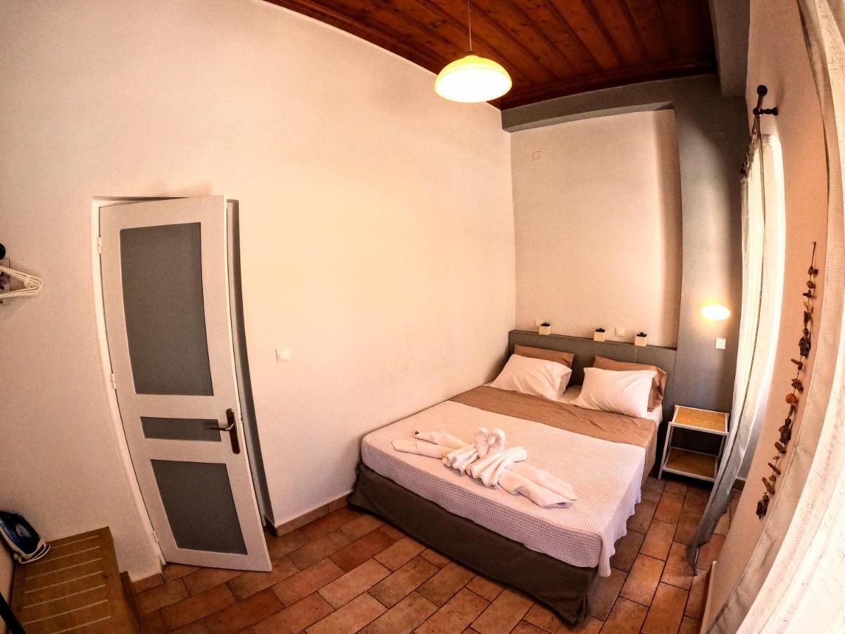 Cozy Apartments In Symi Center Exterior photo